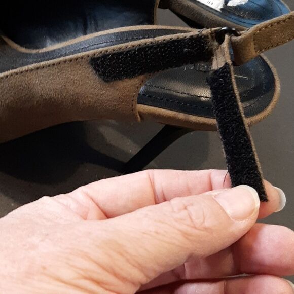 NEW Bershka 37 Brown Pointy Toe Slingback Heels - Picture 4 of 11